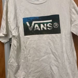 VANS white T t-shirt boys XL. Previously owned. 100% cotton